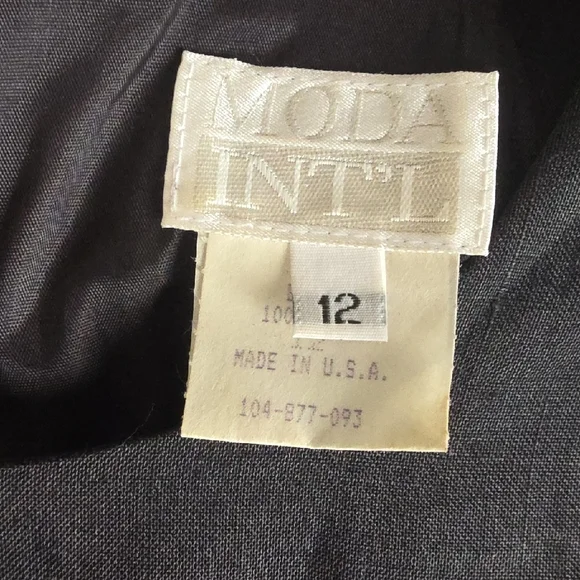 Moda International Sleeveless Black Midi Dress - Picture 2 of 6